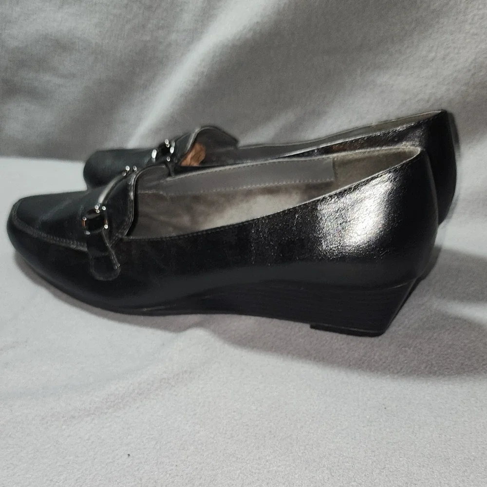 Aerosoles A2 Heelrest Comfort Loafer Black Slip-On Wedge Buckle Women's 9
